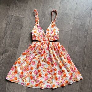 NWT Beginning Boutique Satin Silky Floral Strappy Cutout Flowy Sun Dress
